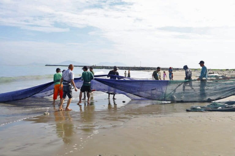 Aceh’s community fishers struggle to preserve tradition amid blooms of plastic pollution