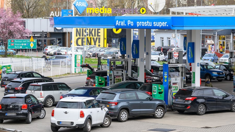 Urlaubssaison: Polens neues Spritpreispaket tritt in Kraft