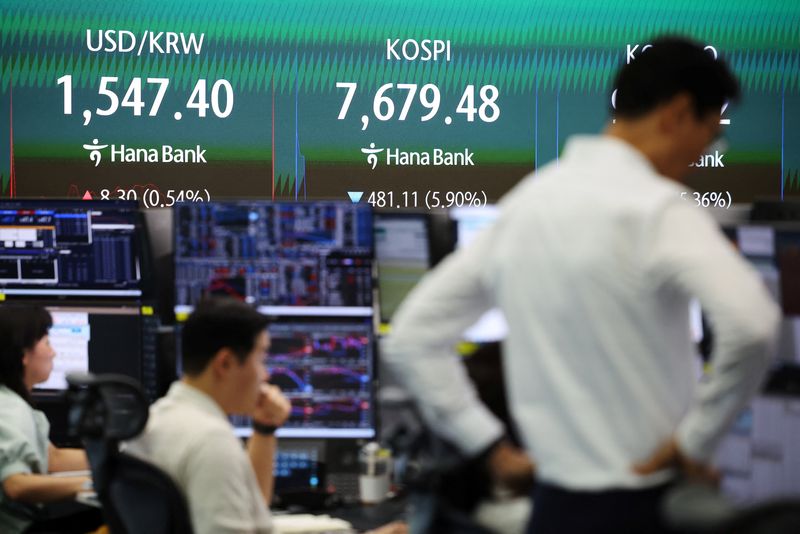 Analysis-Emerging markets march out of 'valley of tears' as investors diversify