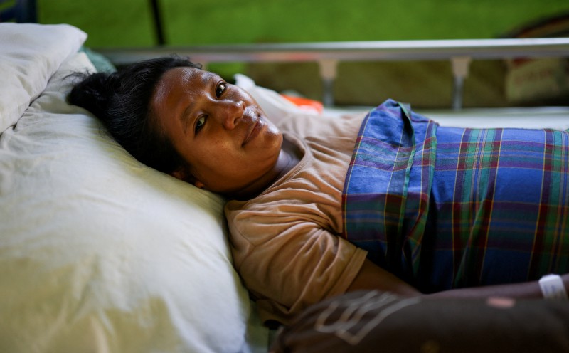 Indonesian mother 'grateful' after emergency birth during 7.7 quake