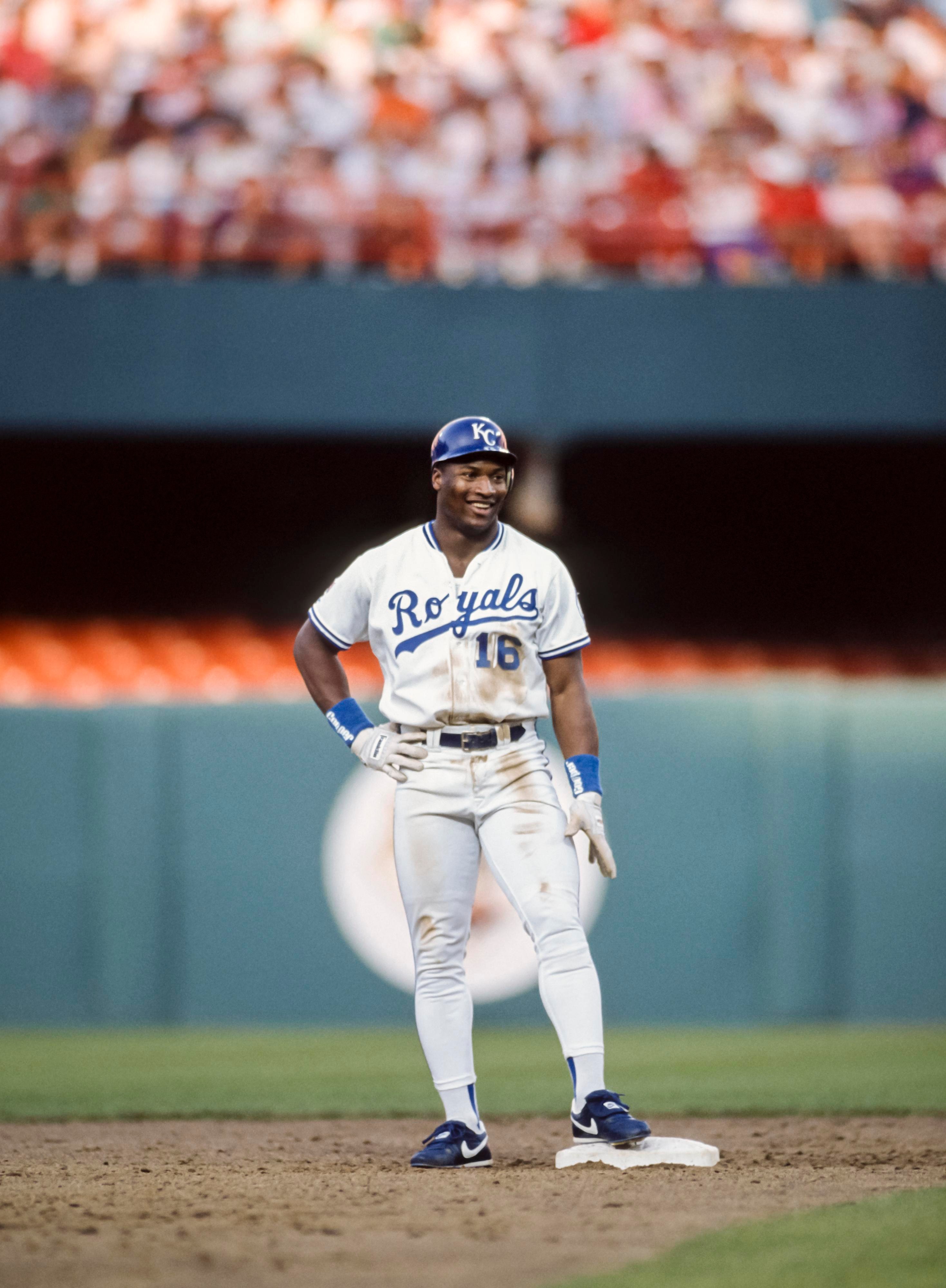 YouTube Gold: The Greatness Of Bo Jackson