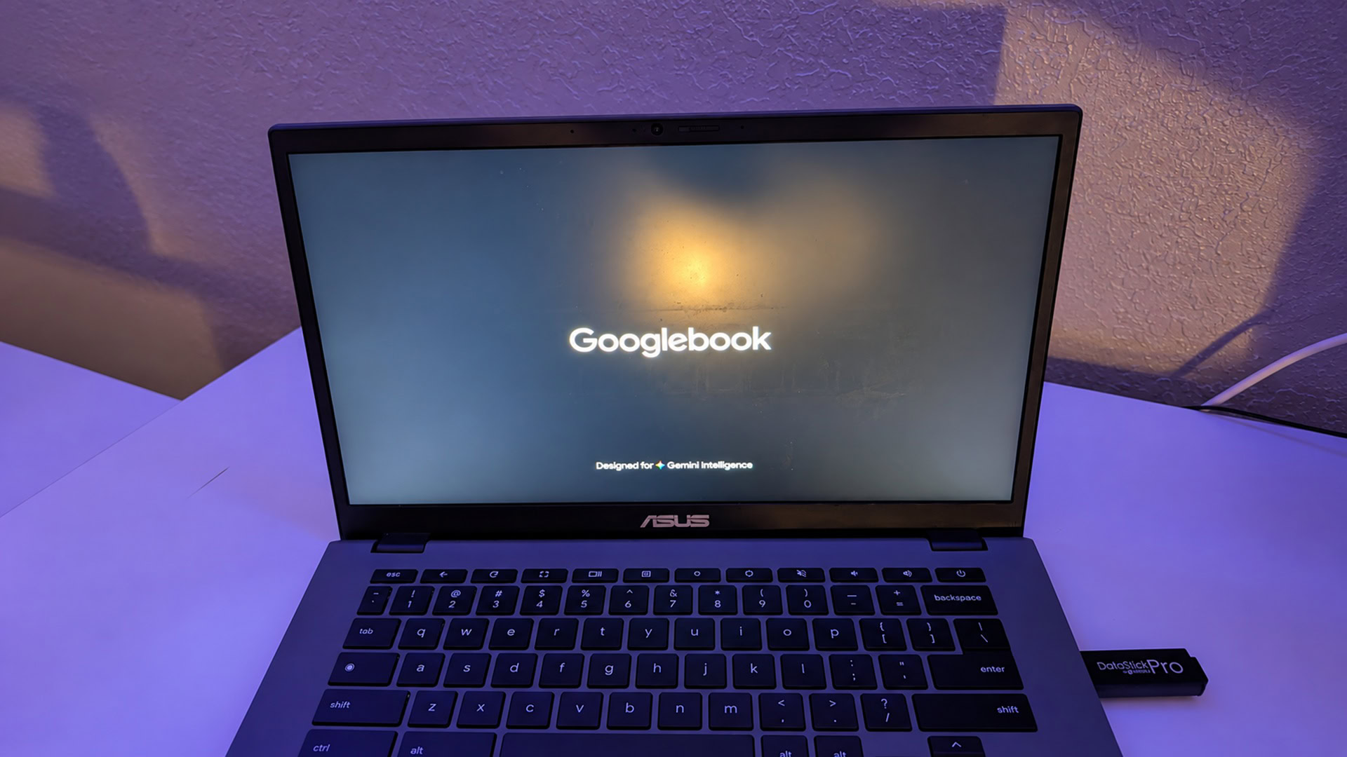 Someone got Googlebook OS running on a Chromebook, and it’s surprisingly smooth