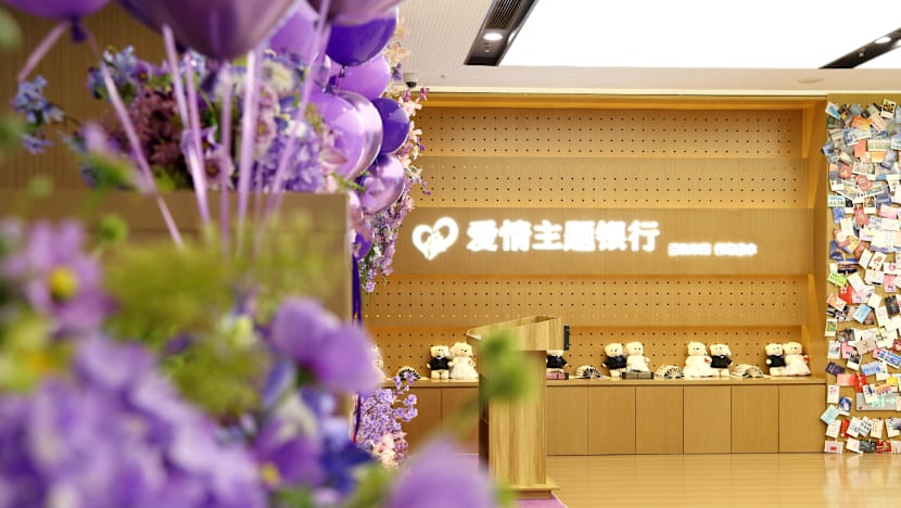 Couples in China are saying ‘I do’ in unconventional venues like banks, malls and metro stations