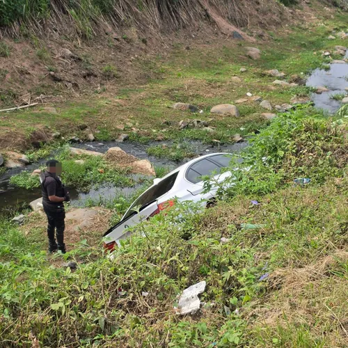 Phoenix teacher’s BMW recovered after hijackers crash into embankment near Inanda