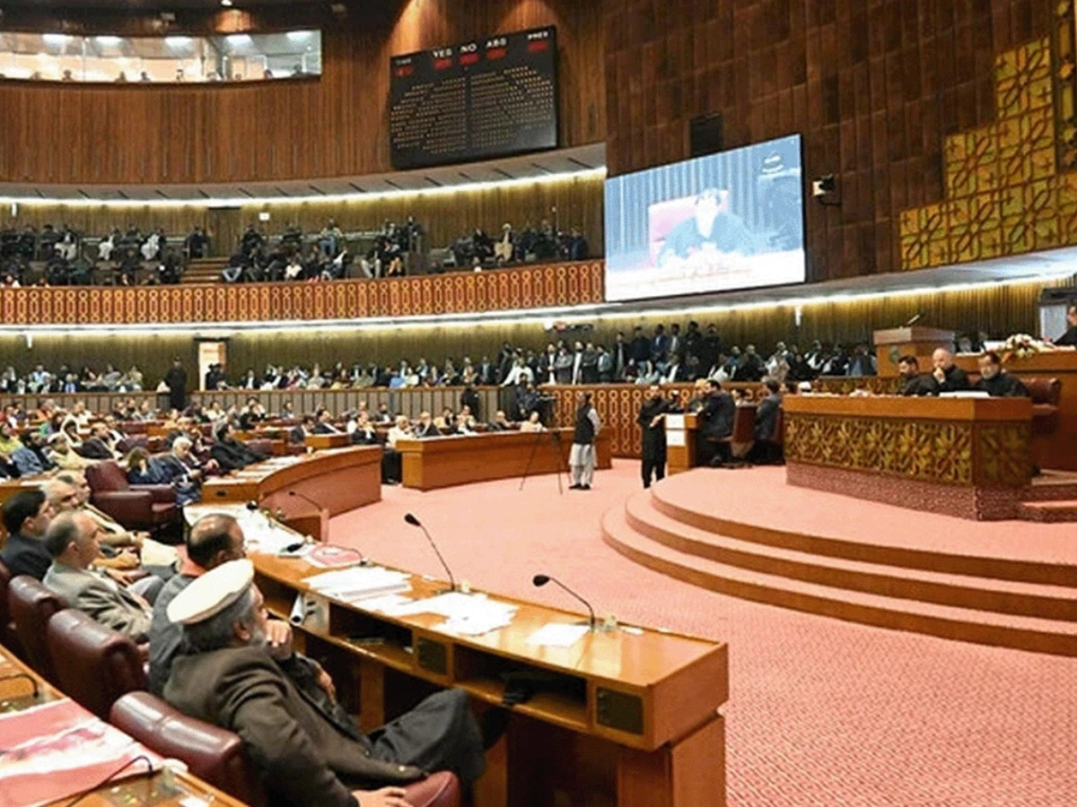 Resolution to ratify K-P emergency, governor's rule tabled in parliament's joint session