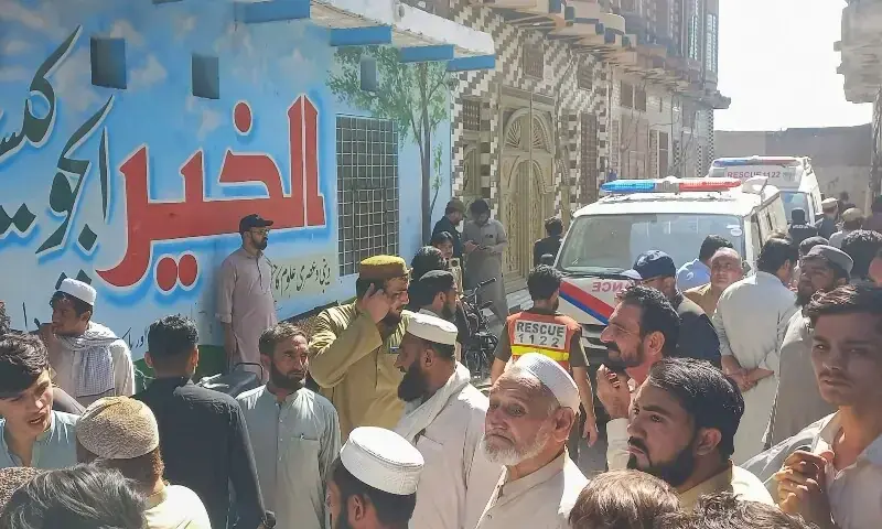 At least 33 killed, including 32 students, in Peshawar school roof collapse