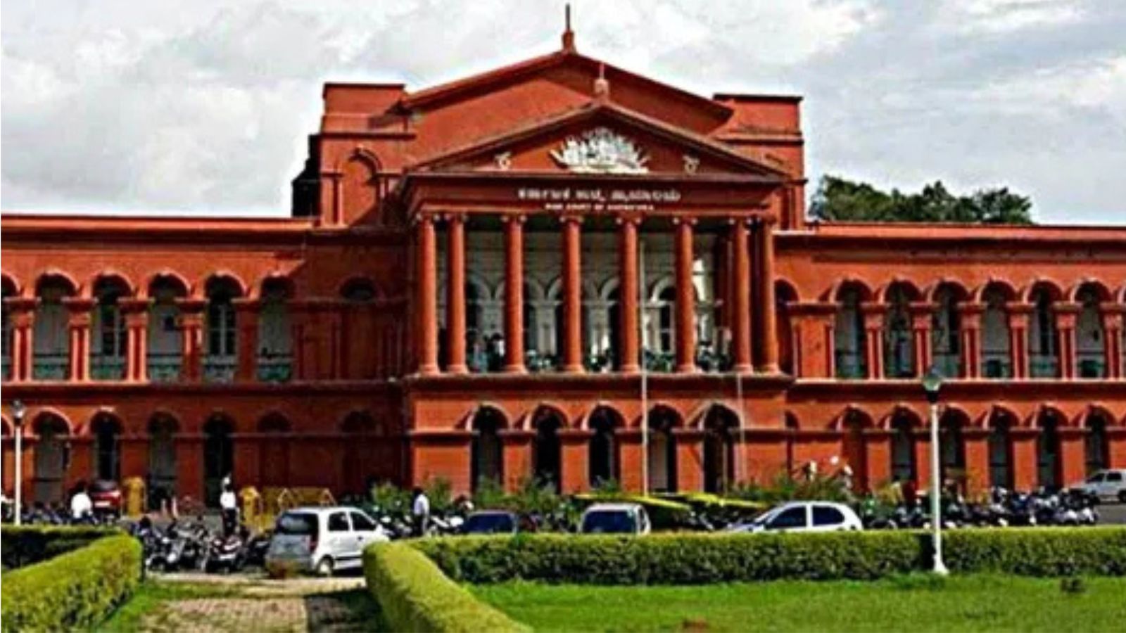 Court asks Centre to rethink short-validity passports for citizens facing criminal charges
