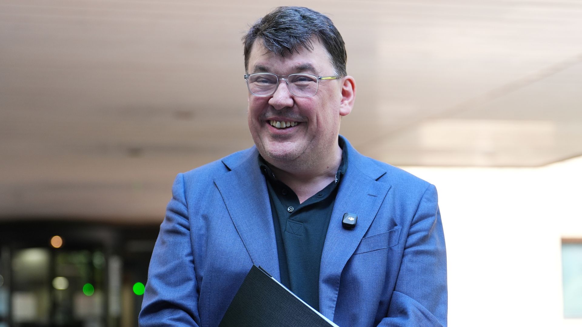 Met Police ordered to reinvestigate arrest complaint from Father Ted co-creator