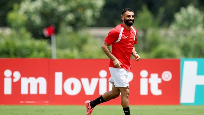 Turkey's Trabzonspor say transfer talks with Salah underway