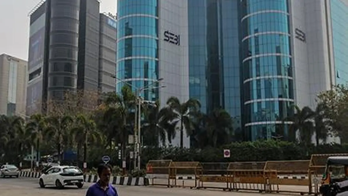 SEBI panel backs existing VWAP settlement method as CAS faces scrutiny