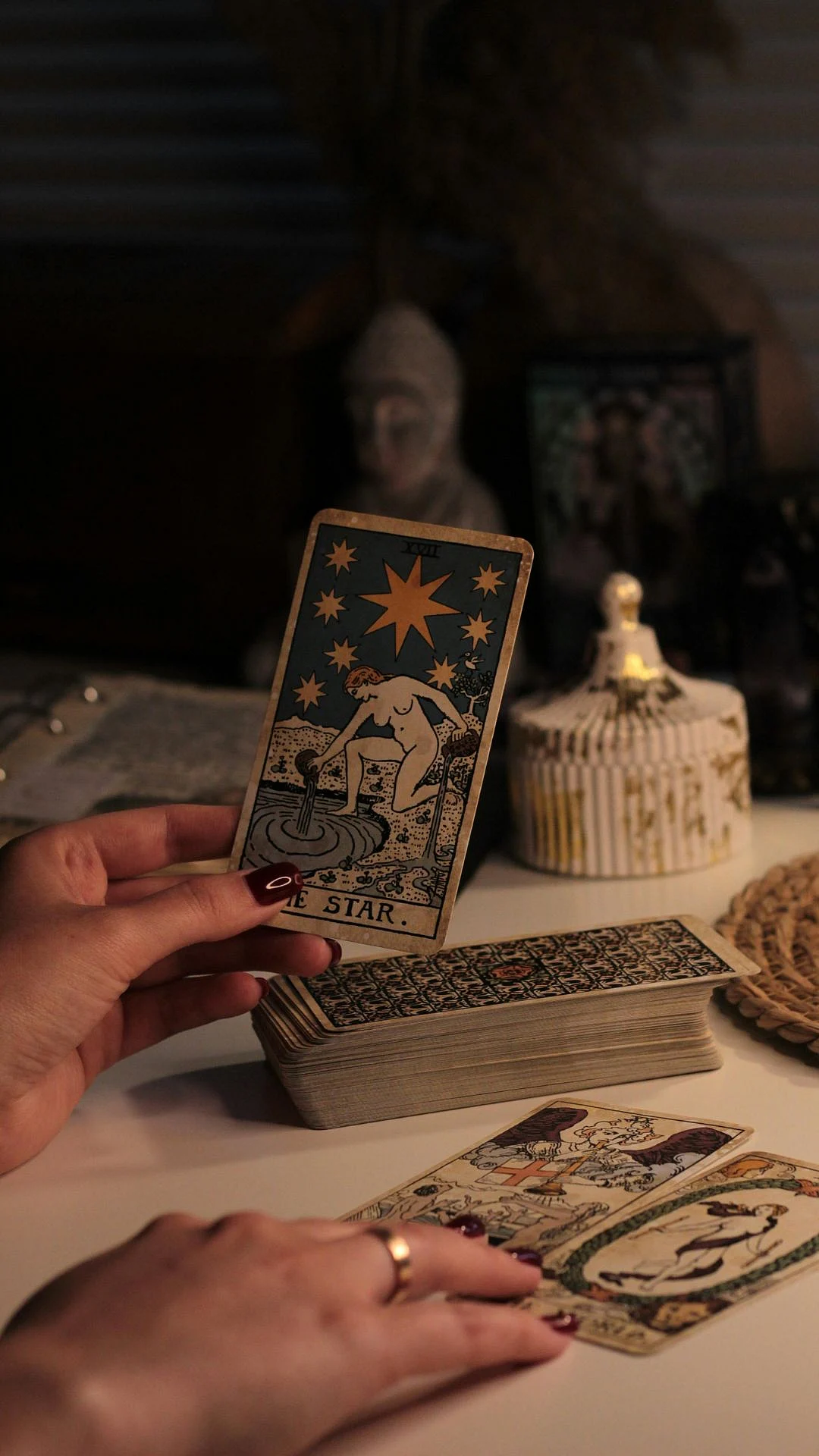 Weekly Tarot Predictions: Tarot Card Reading From August 17th, 2026 To August 23rd, 2026 For All Zodiac Signs