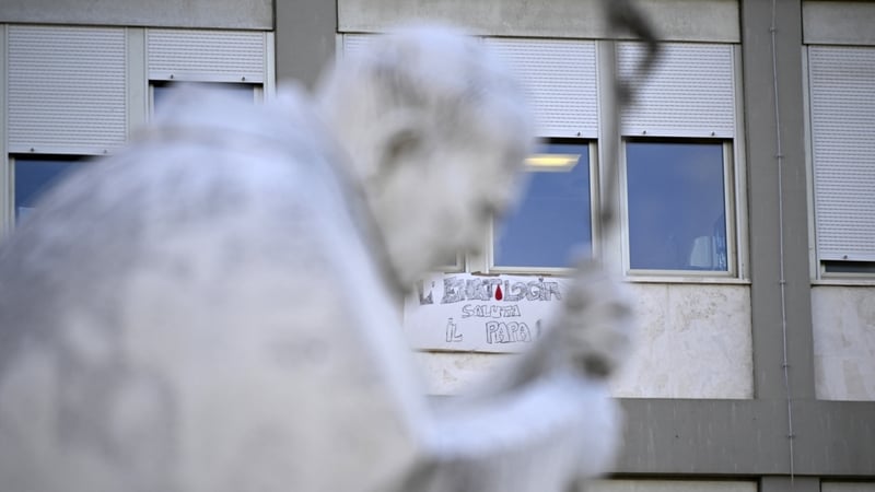 Doctors say Pope has recovered well from surgery
