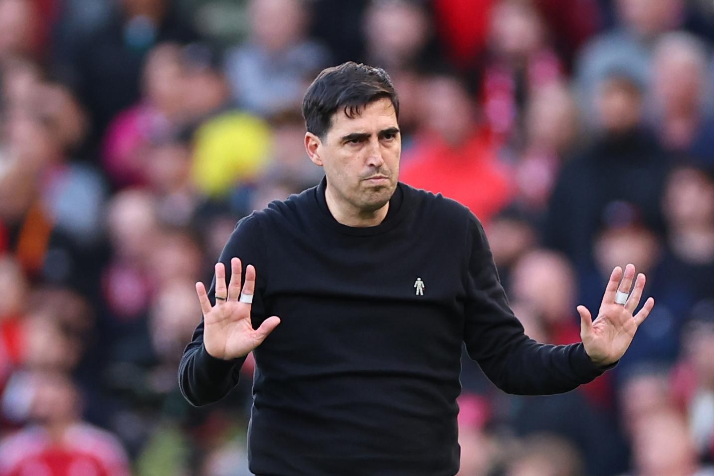 Iraola On Liverpool’s Packed Schedule: “We Need Everyone!”