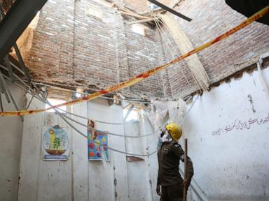 Roof collapse at Pakistan school kills 31
