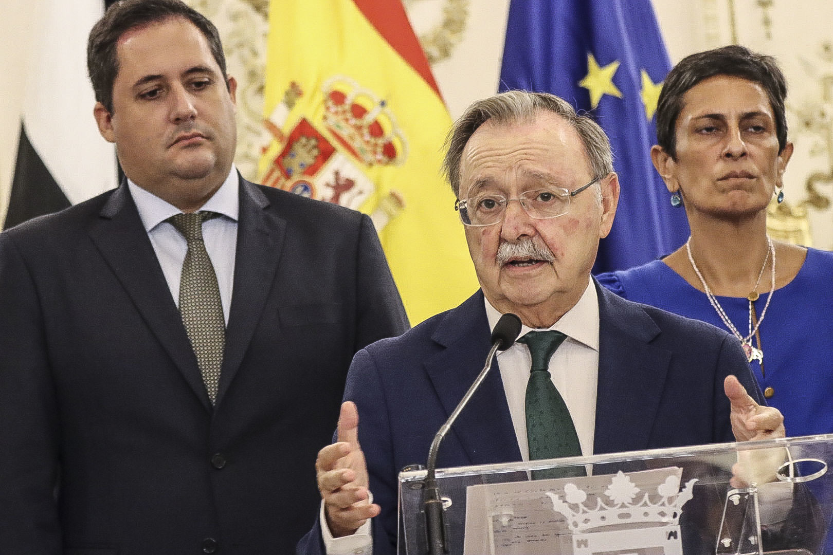 El presidente de Ceuta denuncia la "inacción" del Estado: la ciudad "está en peligro"