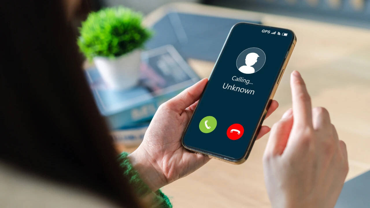 No more guessing who's calling! Govt mandates caller ID display from Nov 1