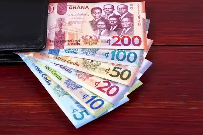 Cedi is ‘long overdue for a refresh’ – Mahama