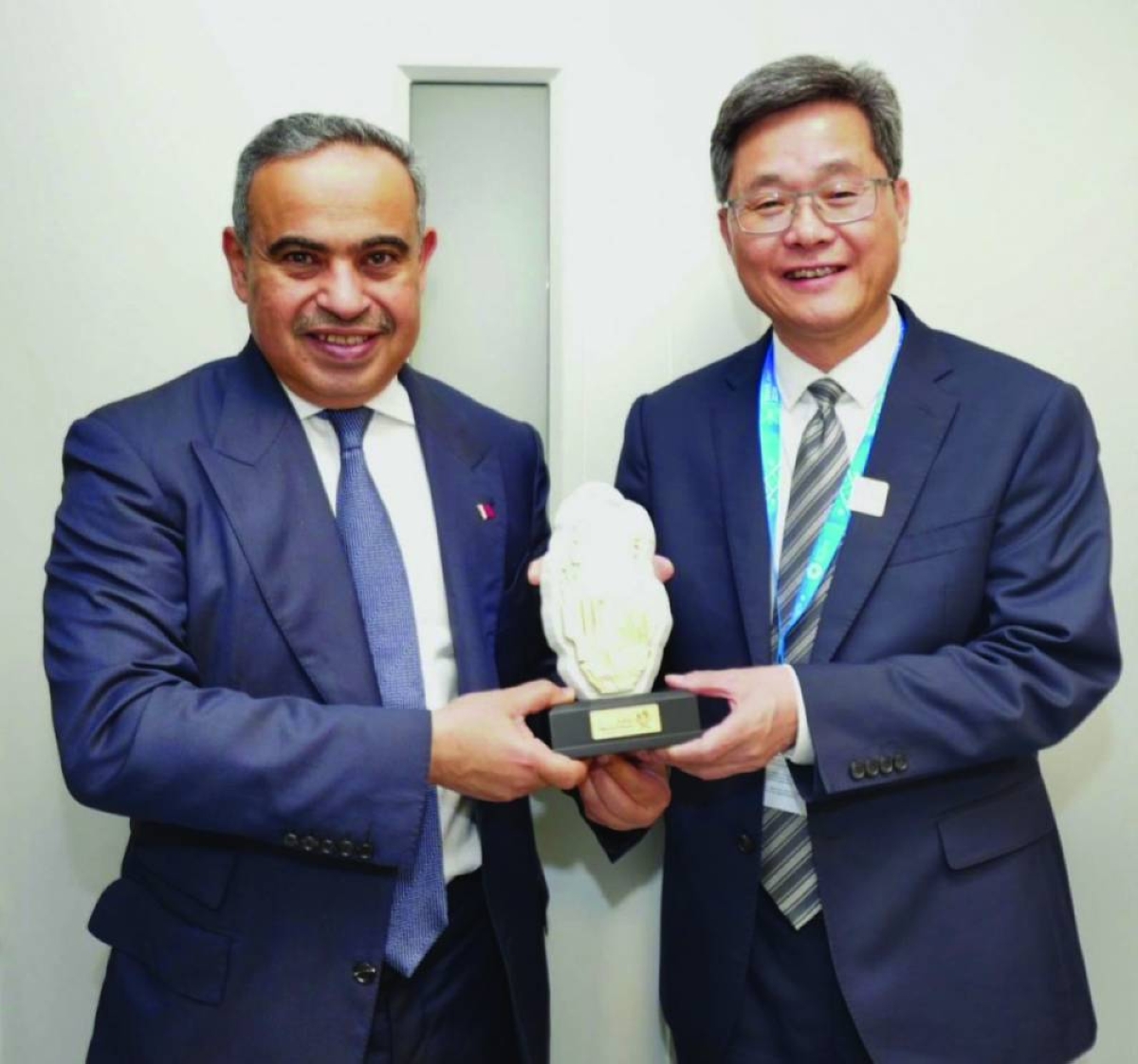 Minister of Finance meets Chinese counterpart