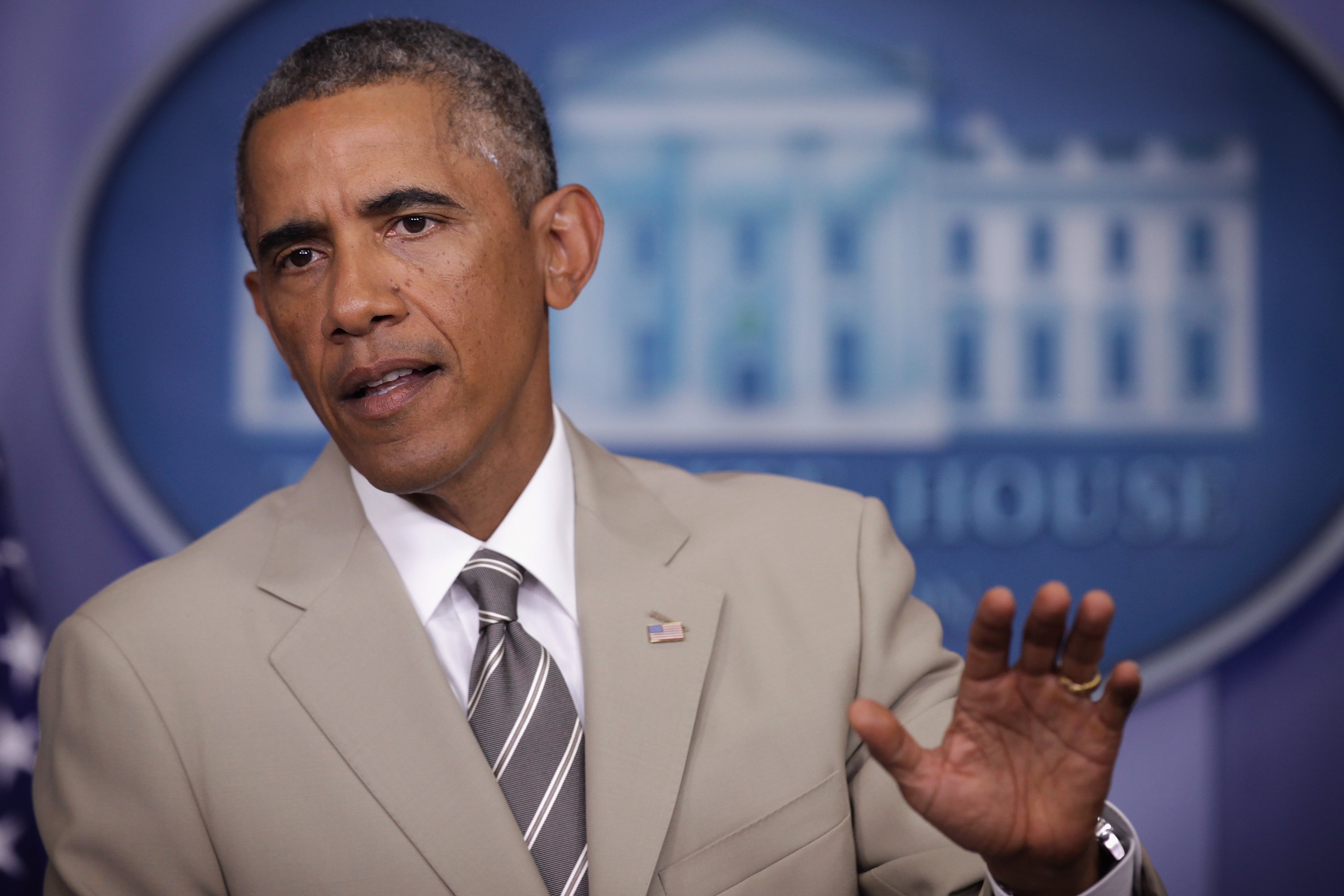 The New Interest In Barack Obama’s Tan Suit: Chicago Sun-Times Veteran Launches Search For What Happened To The Outfit