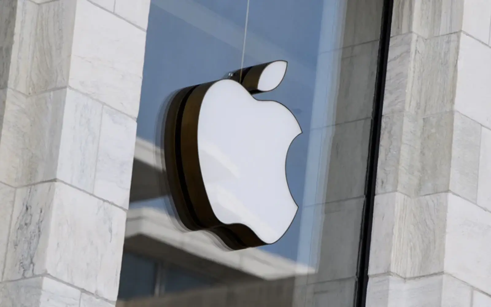 Apple to change app data consent rules, says German regulator