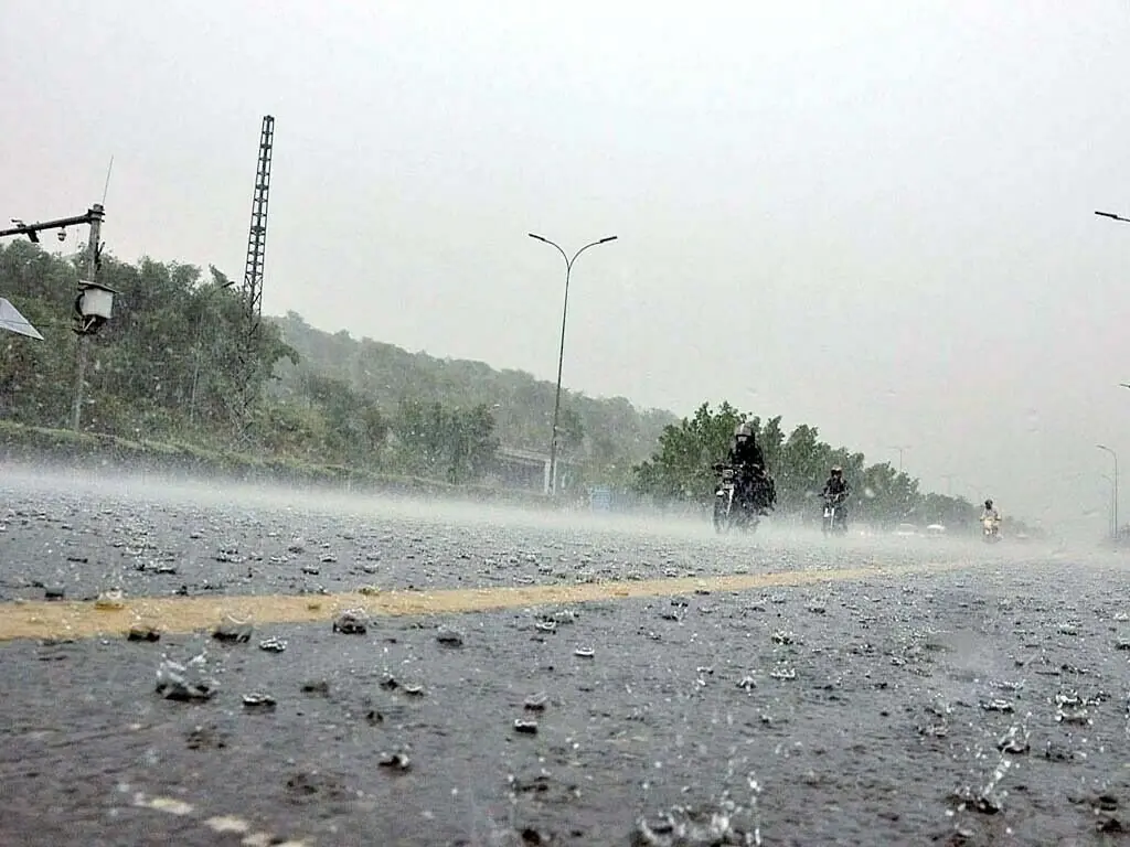 El Niño strengthens: Country records warmest monsoon in 66 years