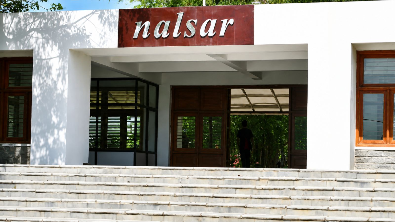 As dust settles at NALSAR, students look forward to convocation – with or without CJI