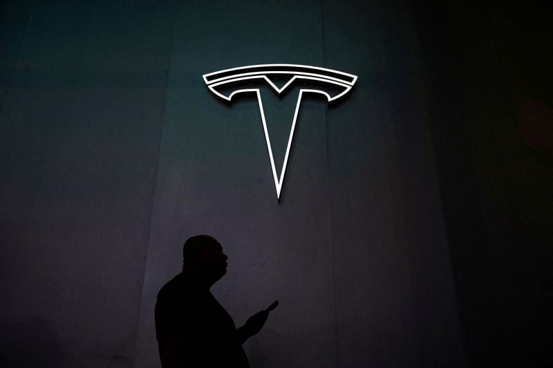 Tesla unveils new Roadster with flight capabilities; set for production in 2028