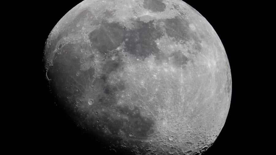 Space debris: Does part of SpaceX rocket hit the moon unplanned?