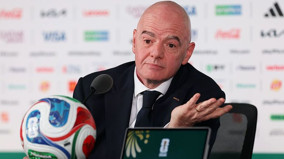 Infantino apologises to Fifa Council – but told he is still not fit to lead