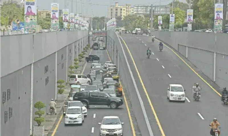 Communication and Works Dept told to complete Rawalpindi's Peshawar Road underpasses by November