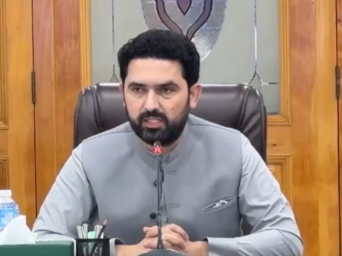 Sitting CM's arrest 'unjustified'