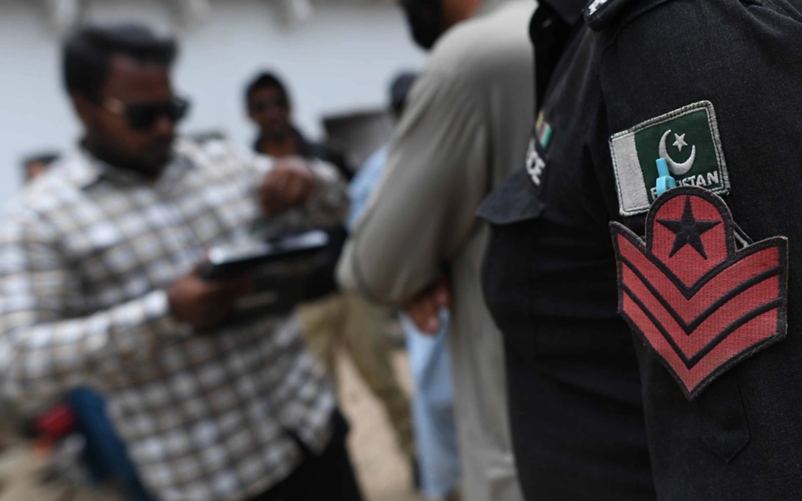 Pakistan detains 258 foreigners in scam centre raid