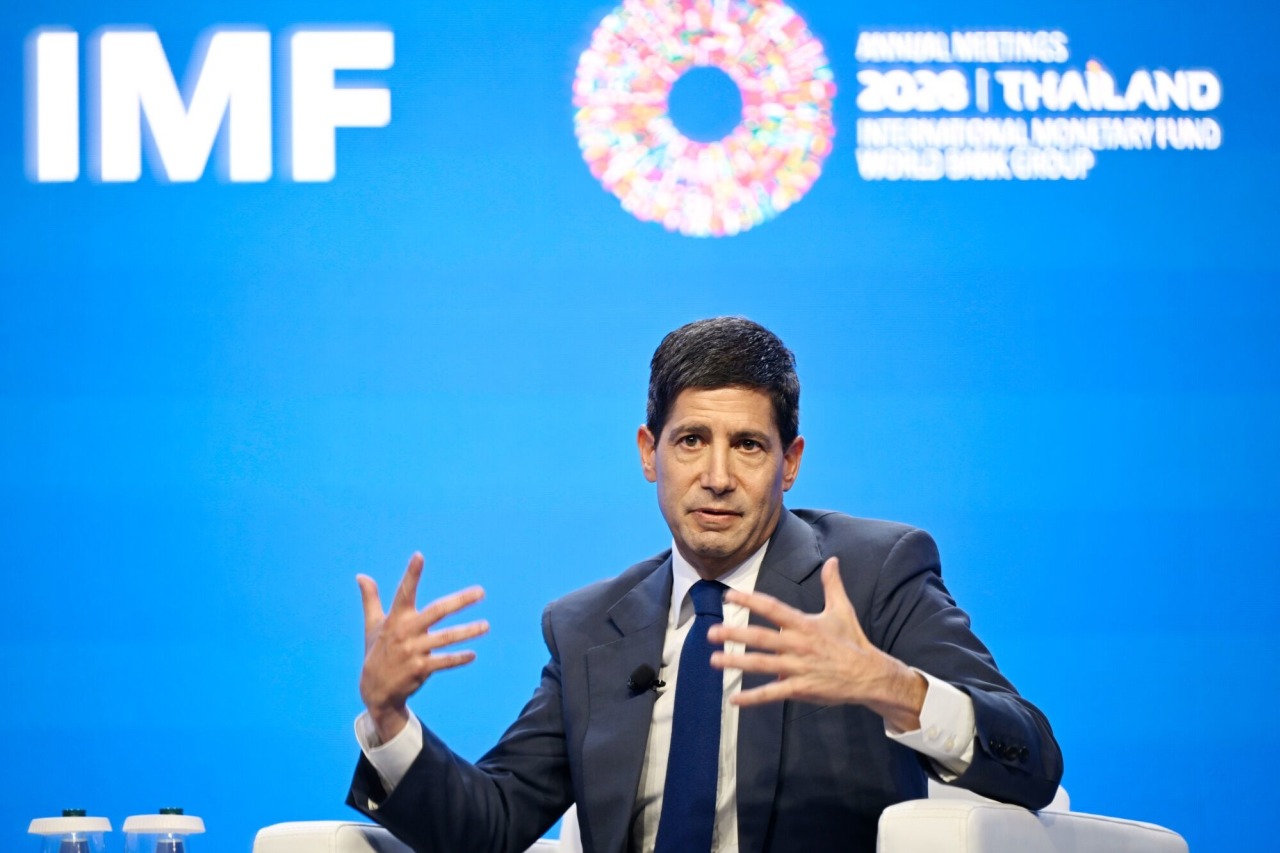 See the key moments from Fed Chairman Kevin Warsh’s appearance at the IMF gathering.