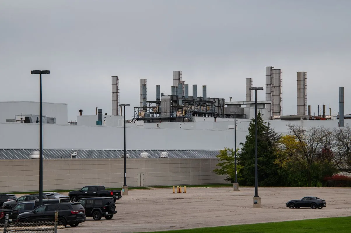 Idled Dodge Muscle Car Plant May Be Sold, Canada Union Says