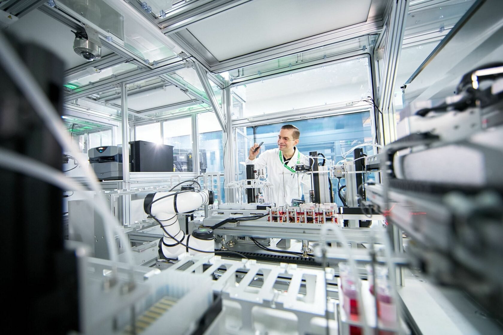 Abu Dhabi scientists use AI to develop pain killer 'more effective than morphine'