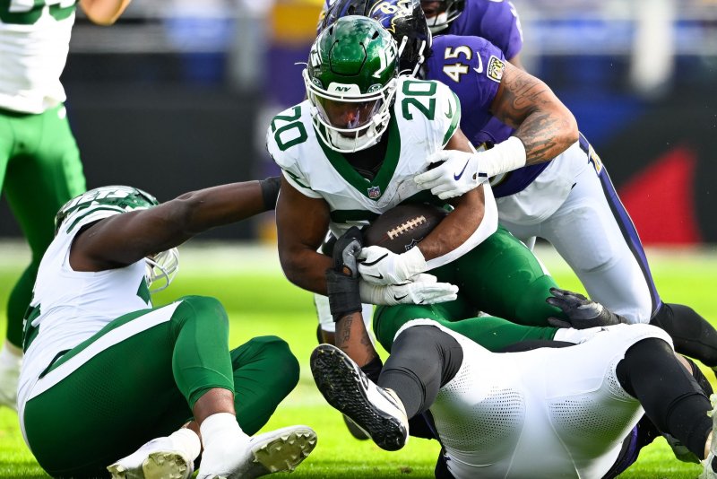 New York Jets running back Breece Hall strains groin