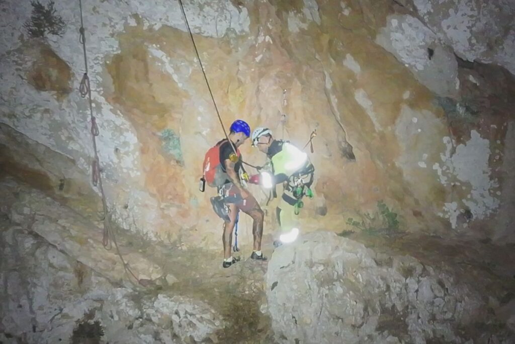 Climber rescued near Murcia summit after hands go numb during ascent