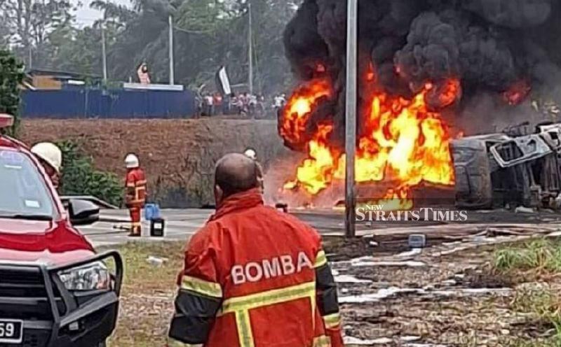 Fuel tanker driver to be charged tomorrow over fatal Temerloh crash