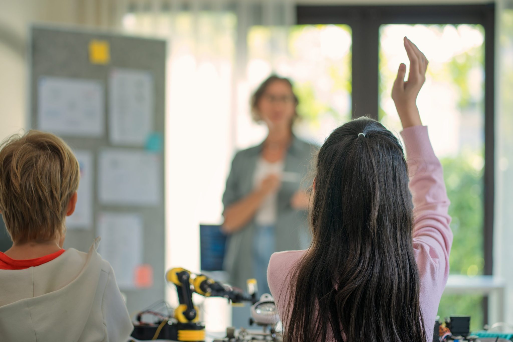 Americans see teachers as coaches and pastors. Britons and Australians see them as nurses and social workers