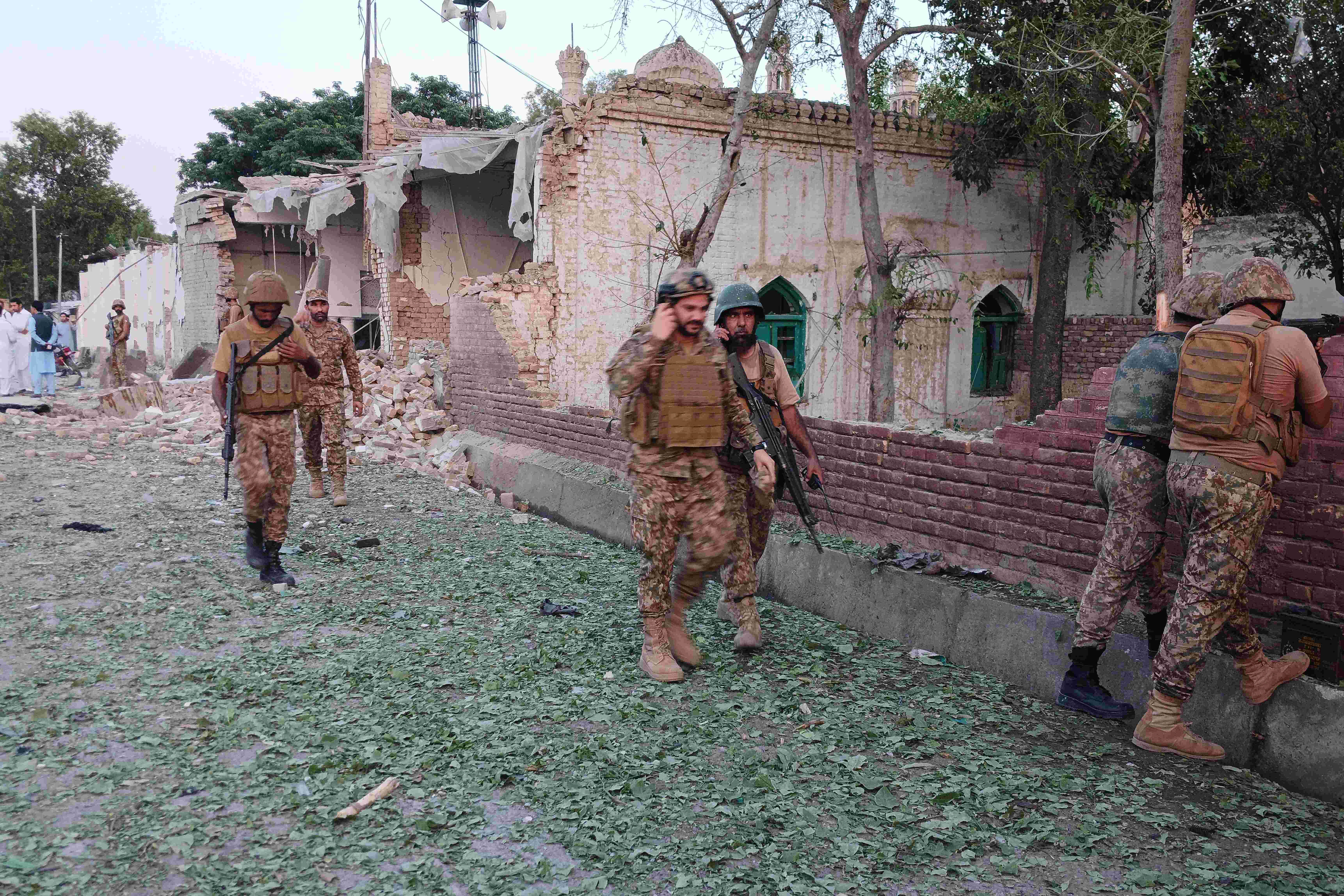 Suspected mastermind behind Kohat Police Lines suicide attack killed in Lakki Marwat operation
