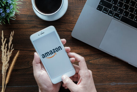 Amazon Reinstates Binding Arbitration, Bars Class-Action Lawsuits