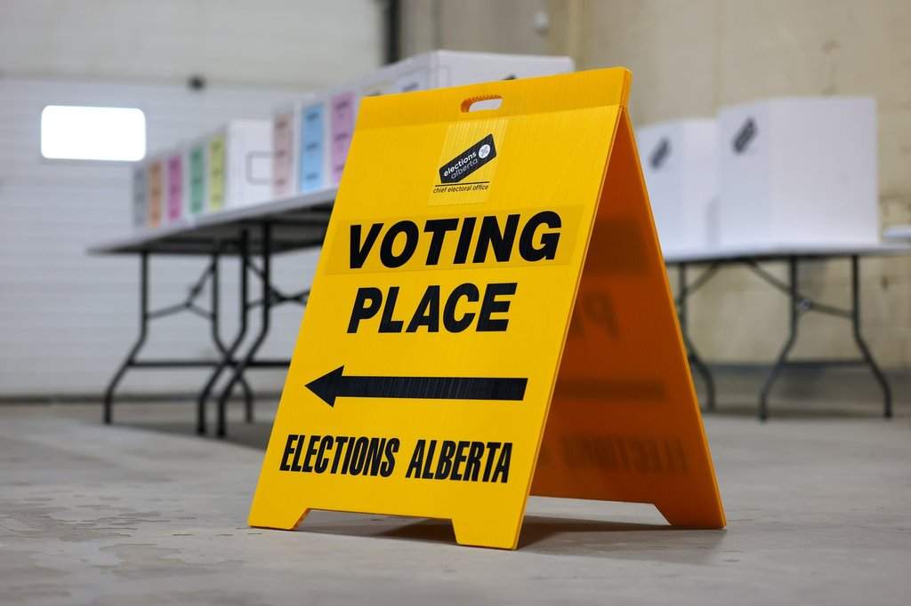 As Alberta referendum nears, seeds to dispute results planted online: report
