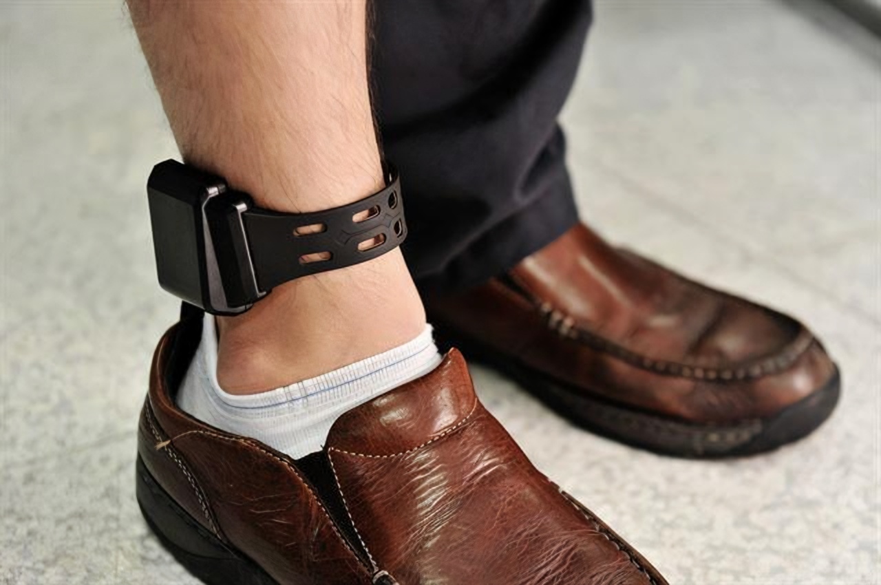 Incheon stabbing raises questions over effectiveness of electronic ankle monitors