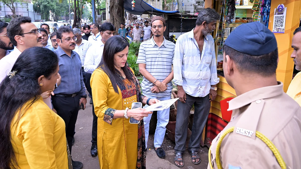 BMC Commissioner Ashwini Bhide Orders Strict Audit Of Vending Spaces During Mumbai Footpath Reclamation Drive