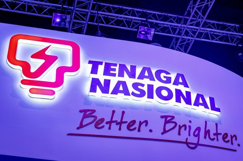 TNB fully restores power within 77 minutes after Kangkar Tebrau substation fire in Johor