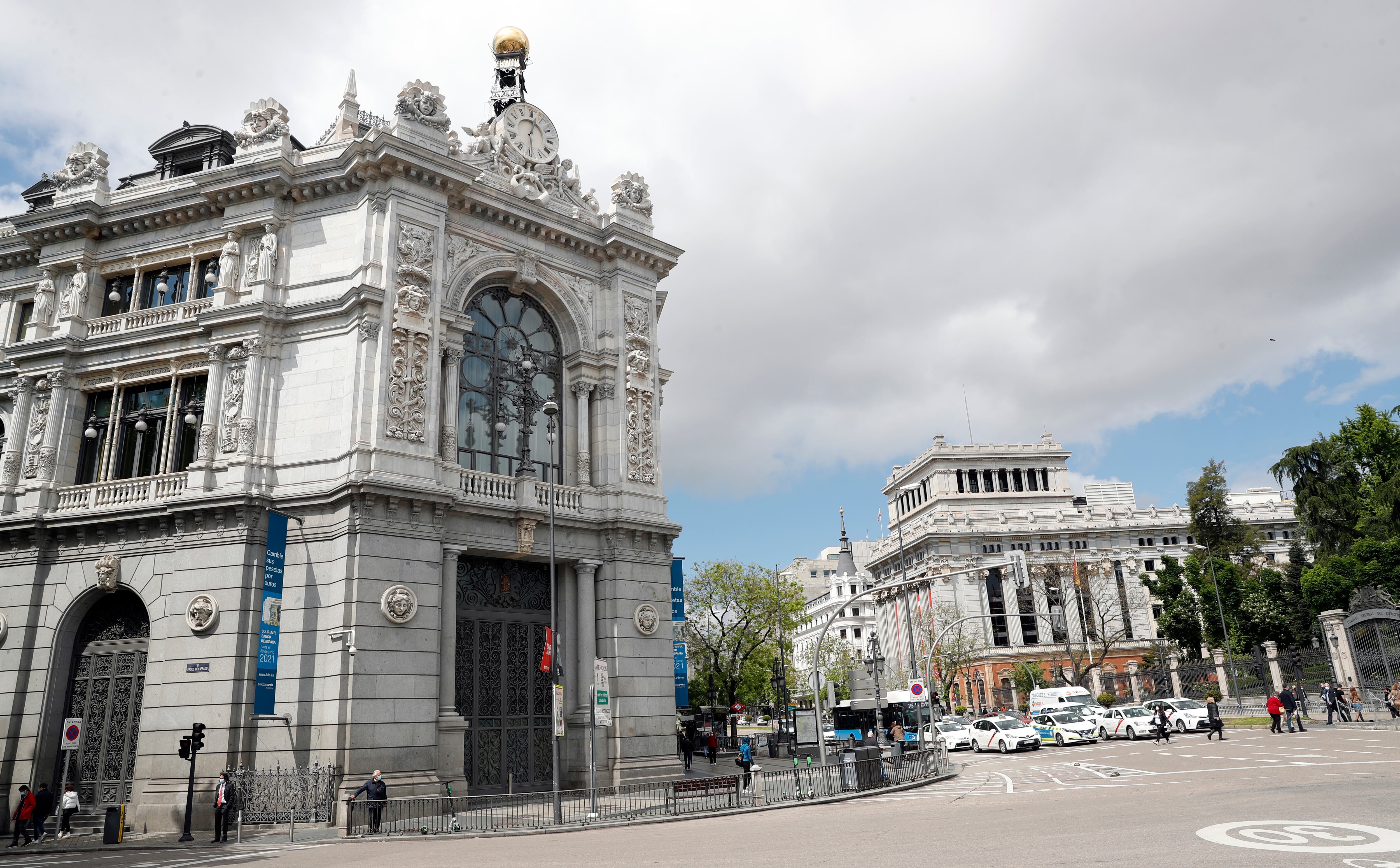 Banks win the game of the Financial Customer Authority