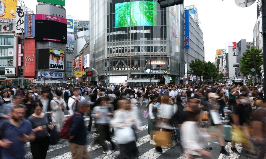 Foreign population hits record 4.28 million in Asia's 6th most populous country