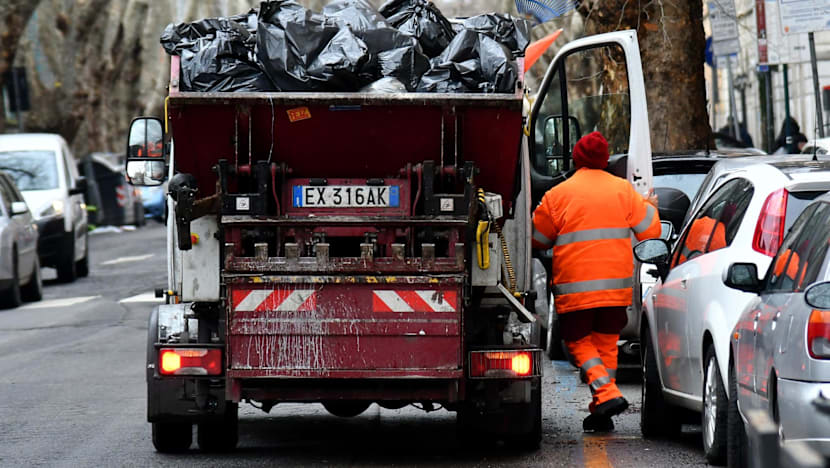 Italian garbagemen help recover lost 1m euro lottery ticket