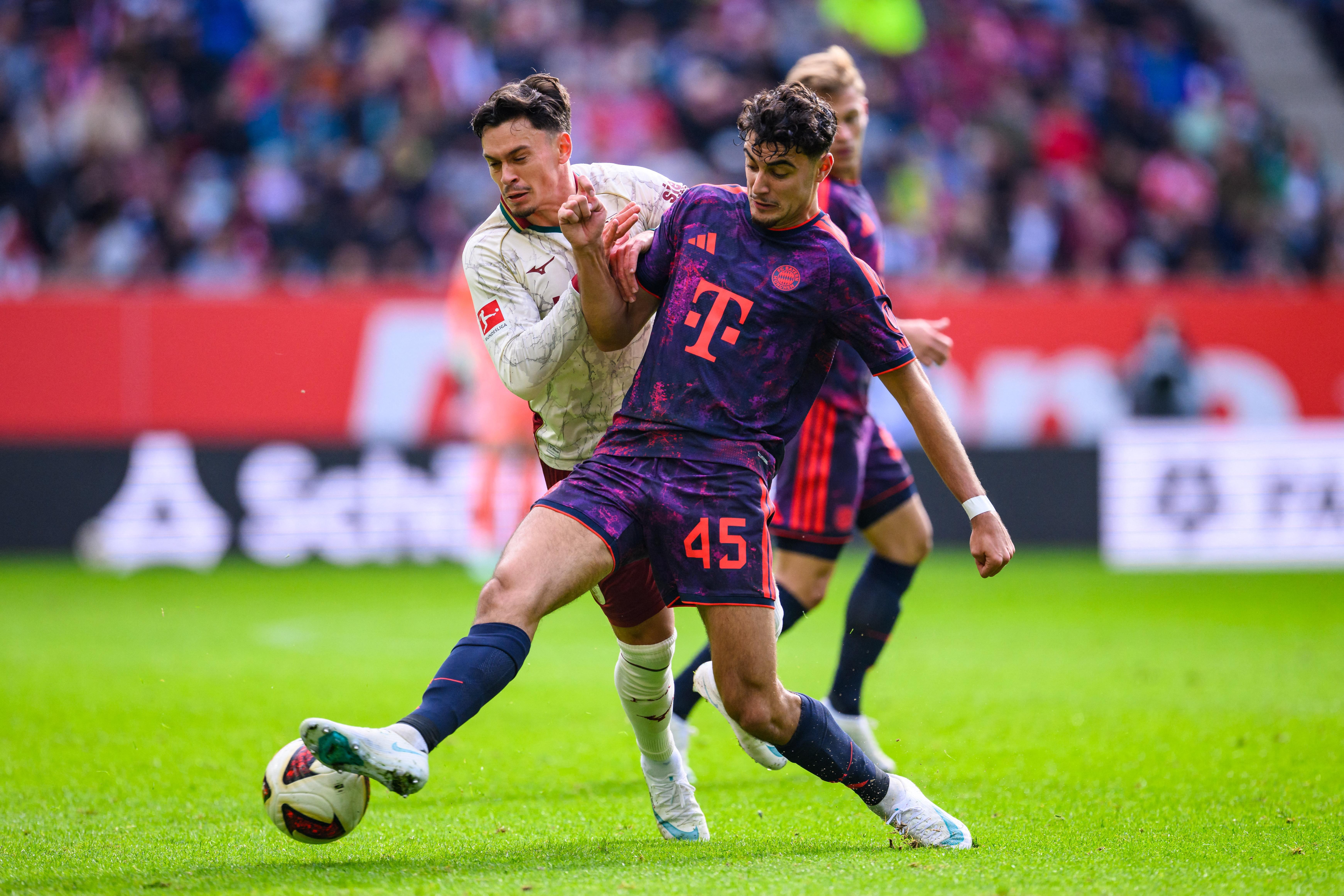 Aleksandar Pavlović responds to Rodri comparisons