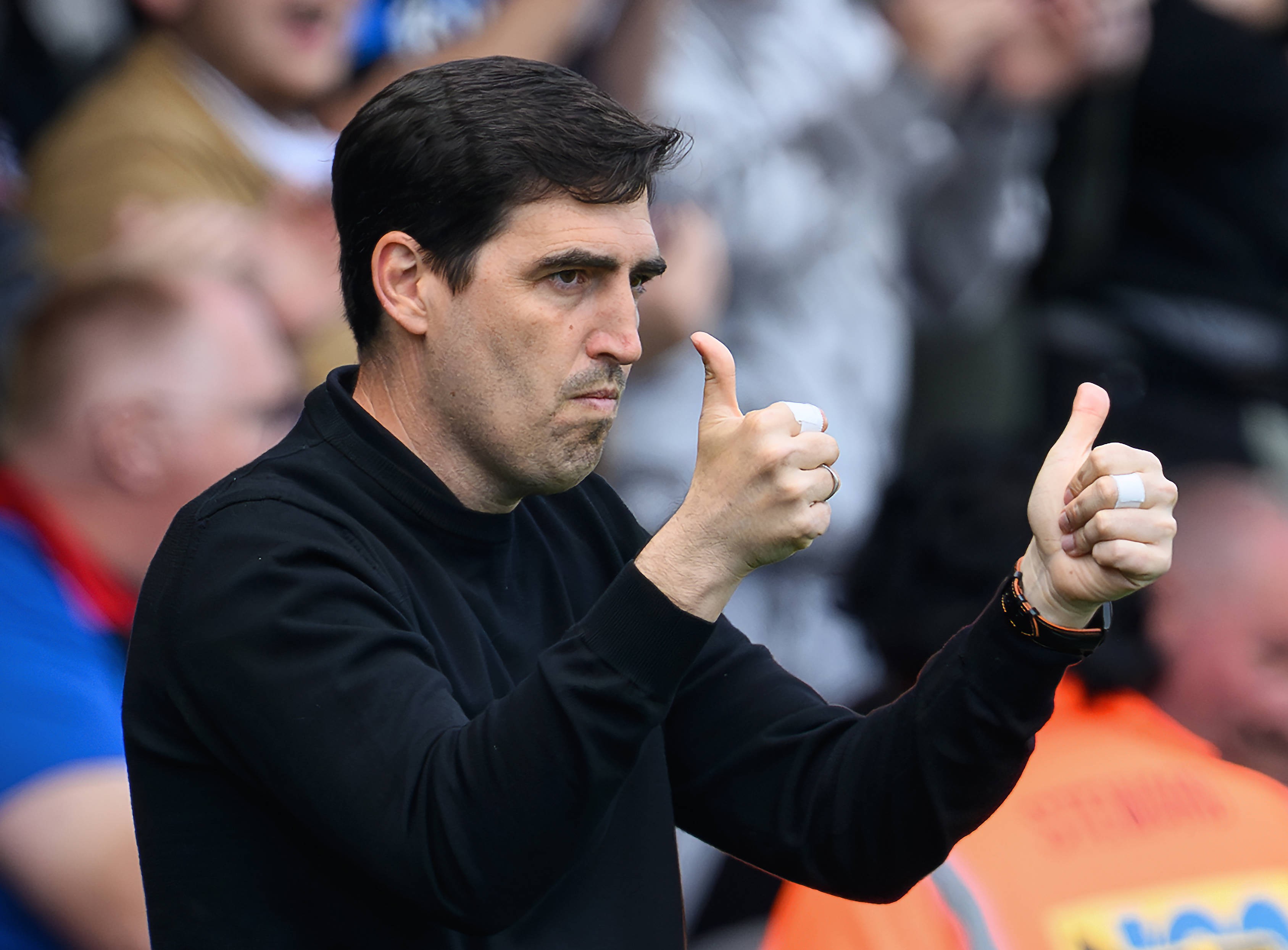 Liverpool given green light to sign defender ahead of Premier League rivals